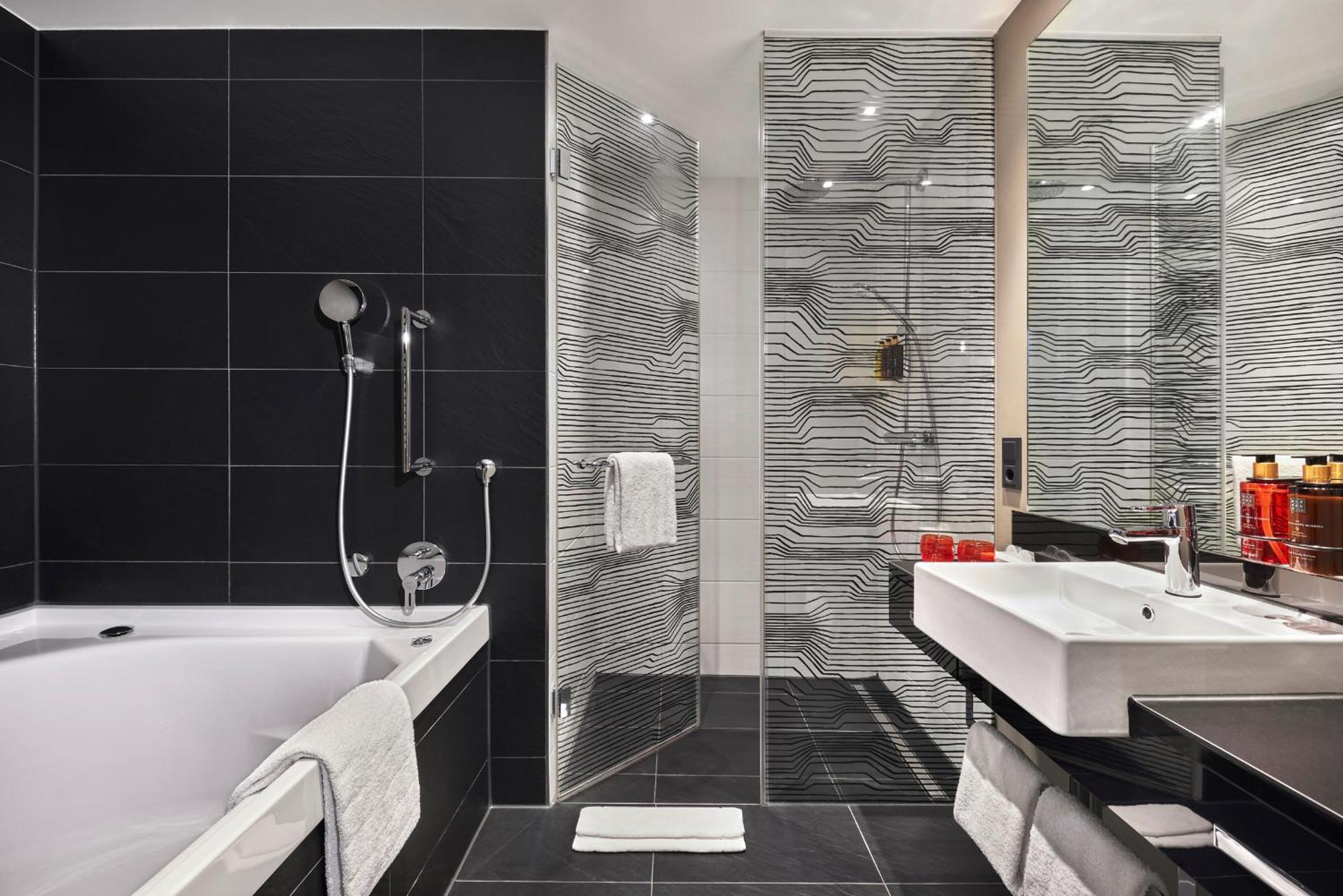 Legere Hotel Tuttlingen Dış mekan fotoğraf